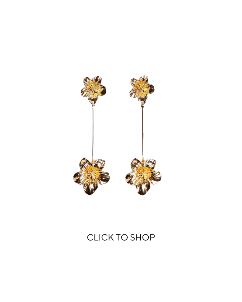 gold earrings flowers